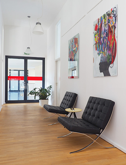 Unser Begrüßung Flur und Kunstwerke